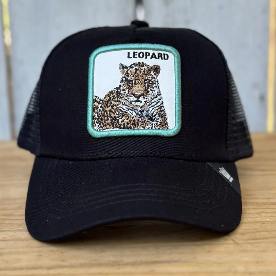Gorra Negra con Leopardo – Gorra Trucker con Parche Bordado