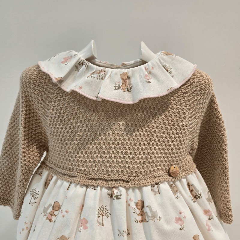 Vestido punto camel tela estampada ositos Pangasa invierno - Imagen 5